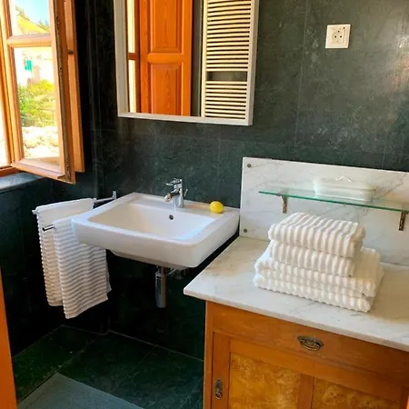 Hedera Estate, House Hedera Vi