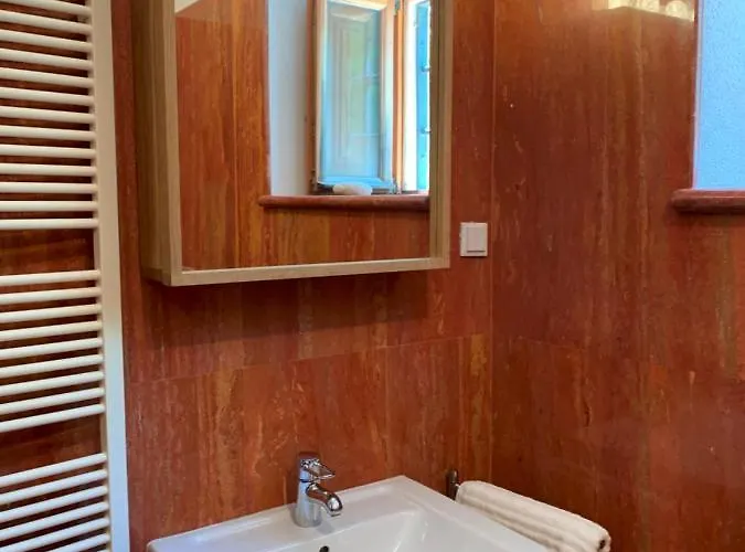 Hedera Estate, House Hedera Vi *